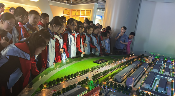 2023年10月17日区中幼学师生到永利304官网唯一造纸博物馆研学